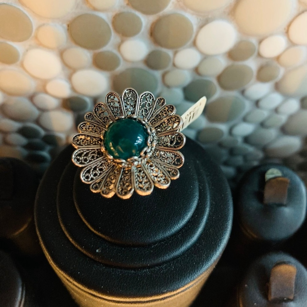 Sterling Silver Ring with CZ size 6 BN 💍
